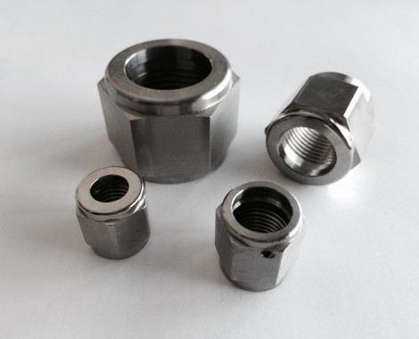 Idraulic titanium joint nuts